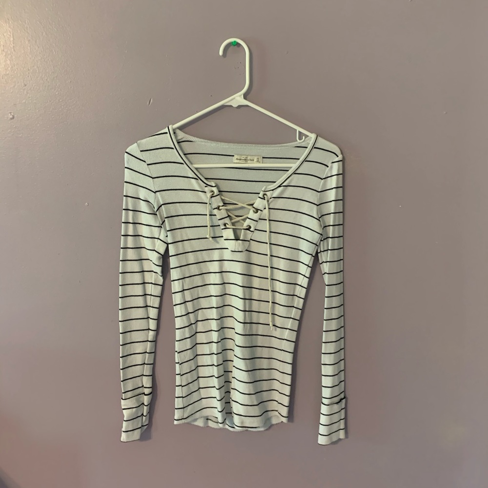 Women’s long sleeve tee